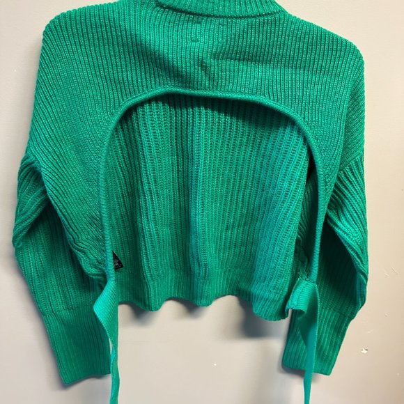 - ASOS DESIGN sweater with tie back detail in green - Picture 3 of 3